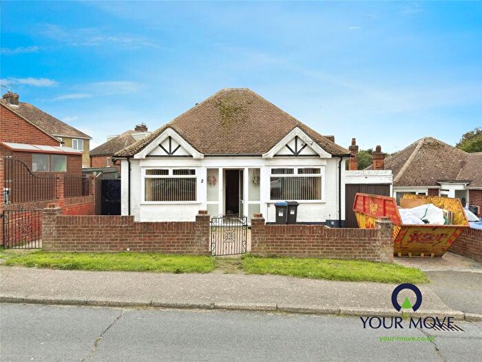 2 Bedroom Bungalow For Sale In Nethercourt Farm Road, Ramsgate, Kent, CT11