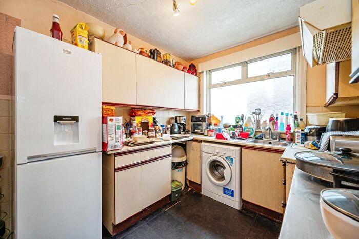 2 Bedroom Bungalow For Sale In Station Road, Drayton, Portsmouth, Hampshire, PO6