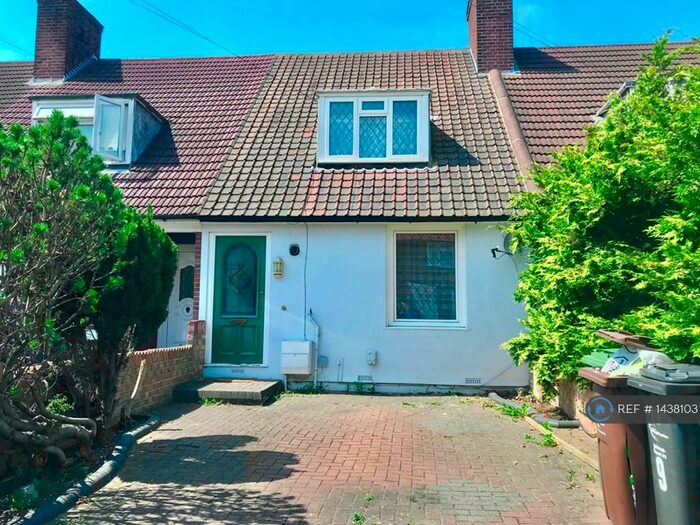 2 Bedroom Terraced House To Rent In Lloyd Road, Dagenham, RM9
