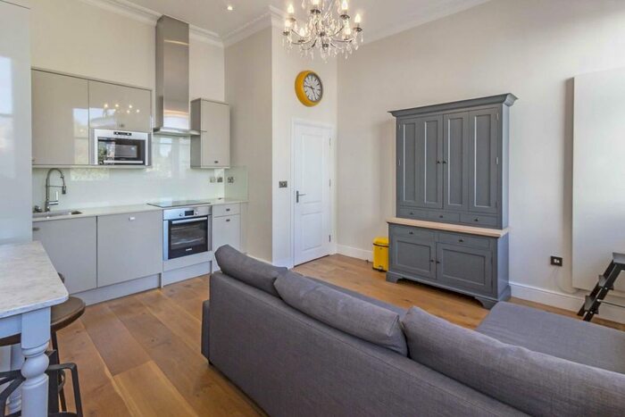 1 Bedroom Flat To Rent In Hammersmith Broadway, London, W6