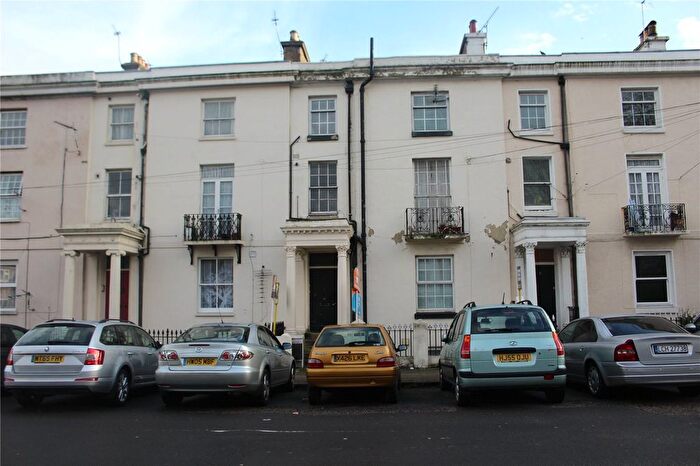 1 Bedroom Flat To Rent In Burch Road, Northfleet, Gravesend, Kent, DA11