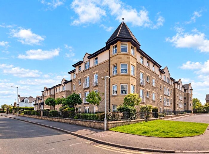 2 Bedroom Apartment For Sale In Weavers Court, Hamilton, ML3