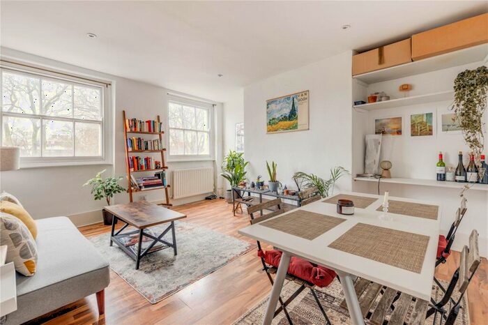 1 Bedroom Flat To Rent In Newington Green, Newington Green, N16