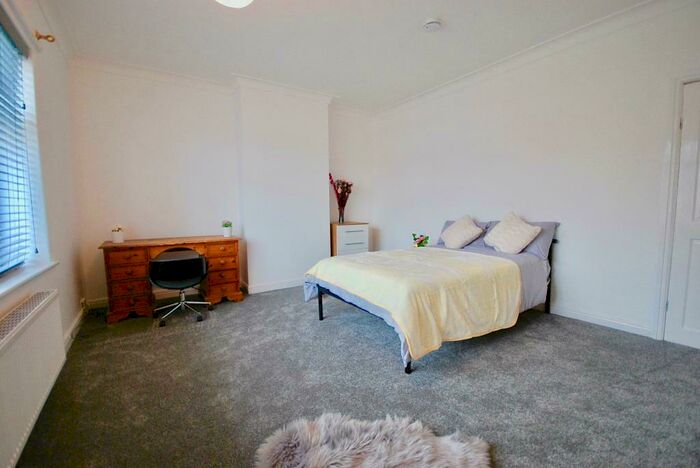 4 Bedroom Terraced House To Rent In Kingswood Road, Fallowfield, Manchester, M14