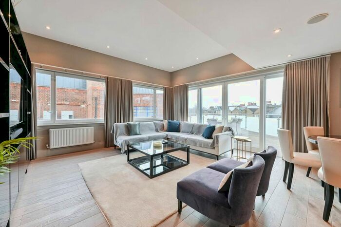 4 Bedroom Flat For Sale In Fulham Road, Fulham Broadway, London, SW6