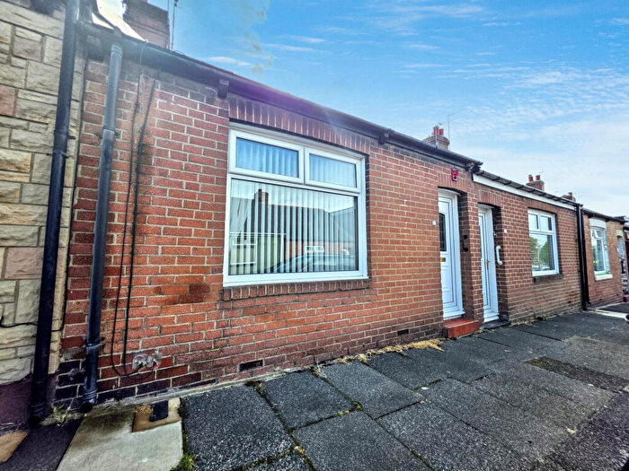 2 Bedroom Cottage For Sale In Broadsheath Terrace, Sunderland, Tyne And Wear, SR5