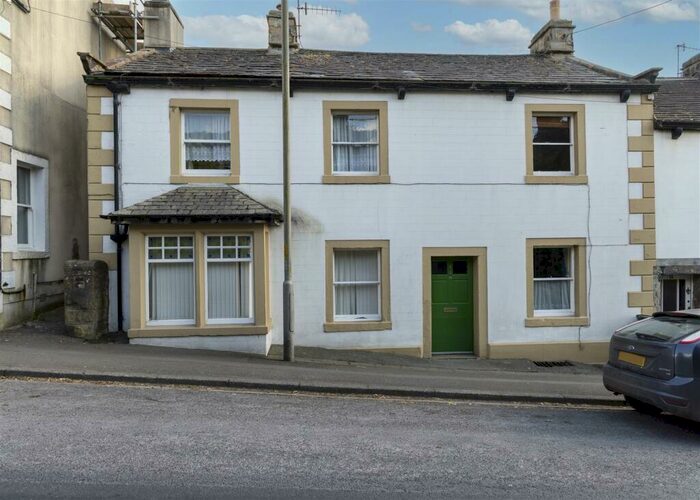 4 Bedroom End Of Terrace House For Sale In Mount Pleasant, Bentham, LA2