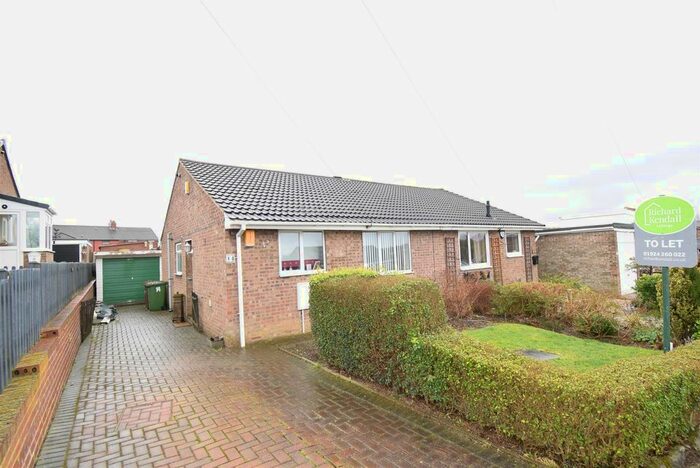 2 Bedroom Semi-Detached Bungalow To Rent In St Georges Court, Havercroft, WF4