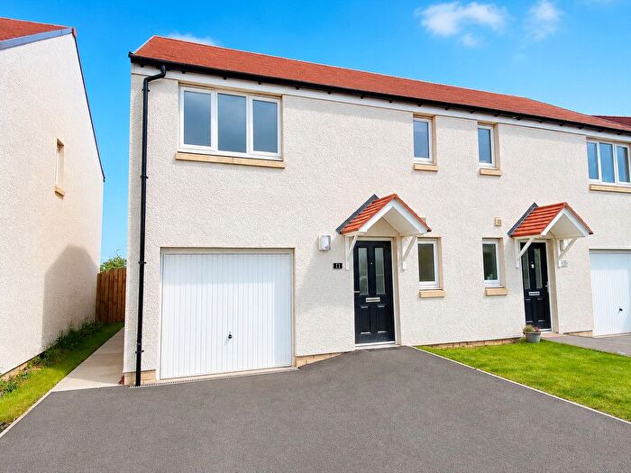 3 Bedroom Semi-Detached House To Rent In Colcoon Park, Gorebridge, EH23