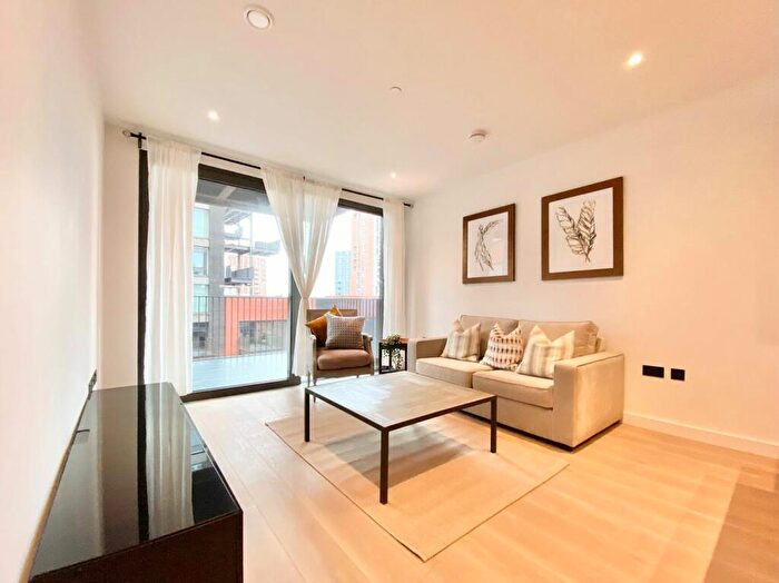 2 Bedroom Apartment To Rent In Embassy Garden, SW11