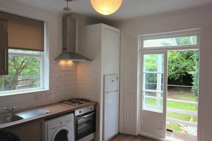 1 Bedroom Flat To Rent In Mount View Road, London, Greater London, N4