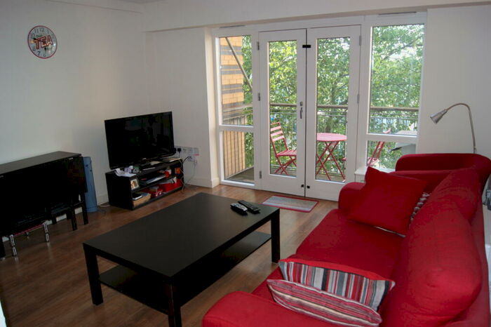 1 Bedroom Apartment To Rent In Stepney Way, E1