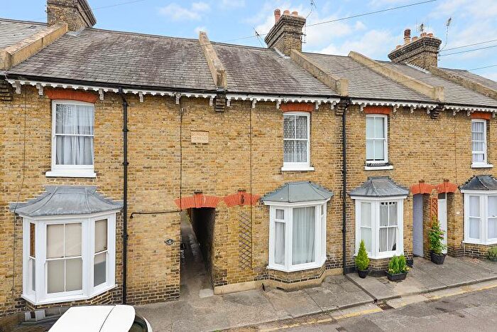 4 Bedroom Semi-Detached House To Rent In St Pauls Terrace, Canterbury, CT1