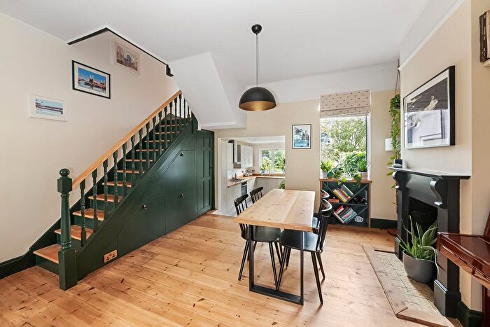 5 Bedroom Property For Sale In Tugela Street, Catford, London, SE6