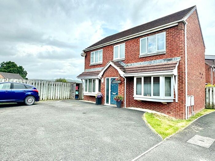 3 Bedroom Detached House For Sale In Clywedog Drive, Llandrindod Wells, Powys, LD1