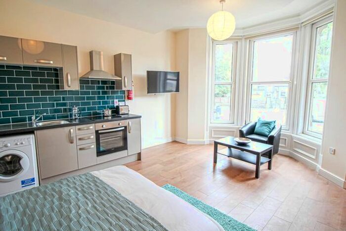 Studio To Rent In Apt, - East Parade #, HG1