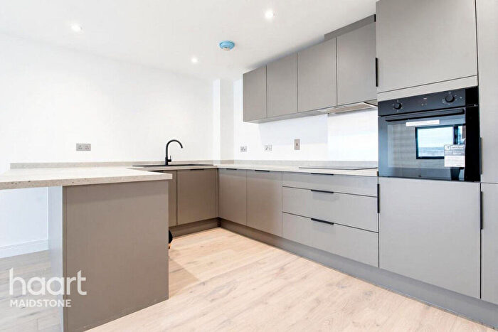 2 Bedroom Apartment To Rent In Kent House, Kent, ME15