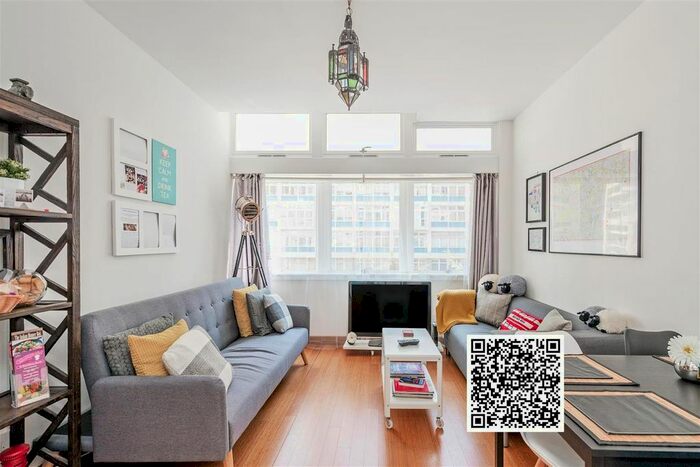 2 Bedroom Flat To Rent In Metro Central Heights, 119 Newington Causeway, Elephant &amp; Castle, London SE1