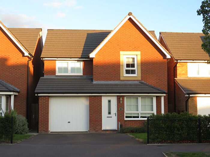 3 Bedroom House To Rent In Nightingale Avenue, Warwick, CV34