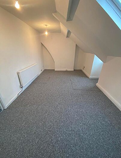 2 Bedroom Flat To Rent In Penarth Road, Cardiff(City), CF11
