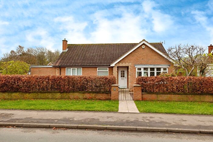 4 Bedroom Bungalow For Sale In West End, Hutton Rudby, Yarm, TS15