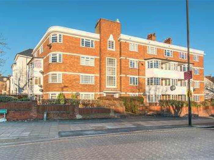 2 Bedroom Flat To Rent In 8 Dover House, SE20
