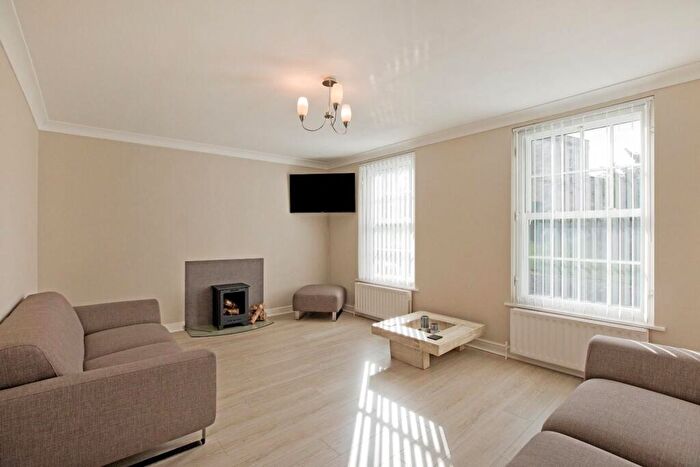 1 Bedroom Flat For Sale In Forest Court, High Street, Knaresborough, HG5
