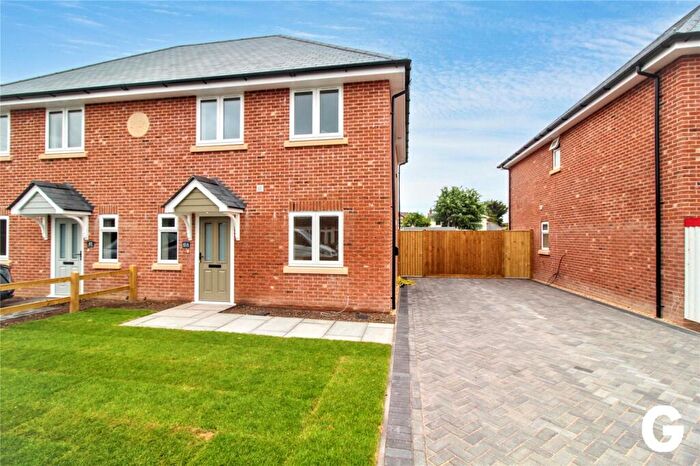 3 Bedroom Semi Detached House To Rent In Manor Road, Ringwood, Hampshire, BH24