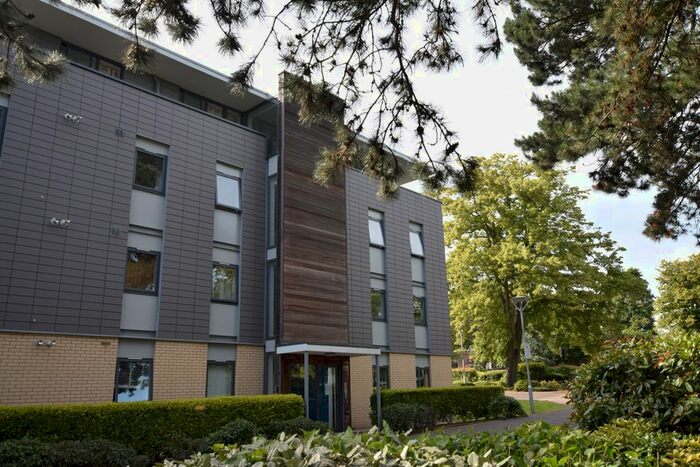 2 Bedroom Flat To Rent In Newsom Place, St Peters Road, St Albans, AL1