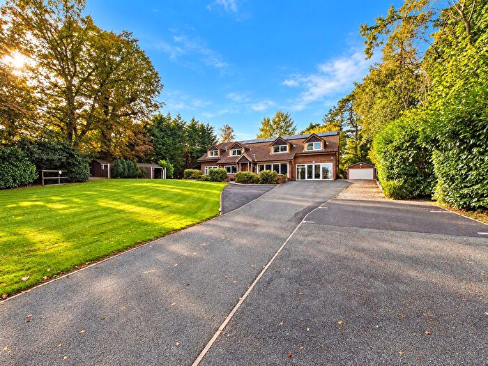 6 Bedroom Detached House For Sale In Brynhafod Lane, Oswestry, SY11