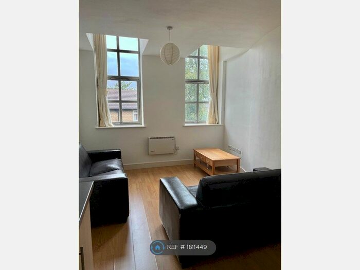 1 Bedroom Flat To Rent In Melbourne Street, Morley, Leeds, LS27