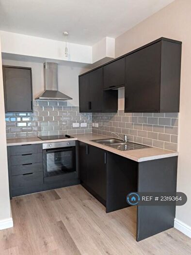 2 Bedroom Flat To Rent In Undercliff Road West, Felixstowe, IP11