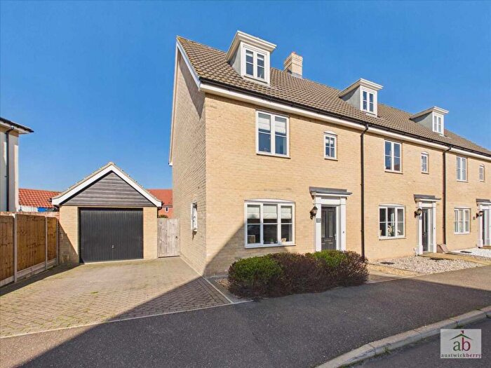 3 Bedroom End Of Terrace House For Sale In Stoddart Road, Bramford, IP8