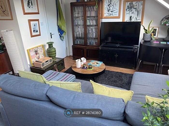 1 Bedroom Flat To Rent In Leyton, London, E10