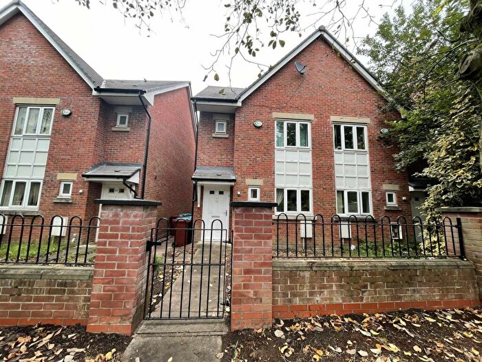 3 Bedroom Semi-Detached House To Rent In Bold Street, Hulme, Manchester, M15
