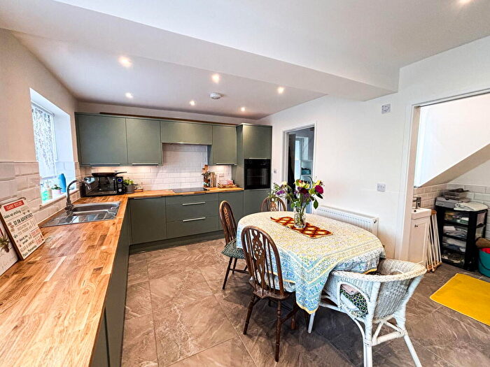 3 Bedroom Semi-Detached House For Sale In Bishopston Road, Bishopston, Swansea, SA3