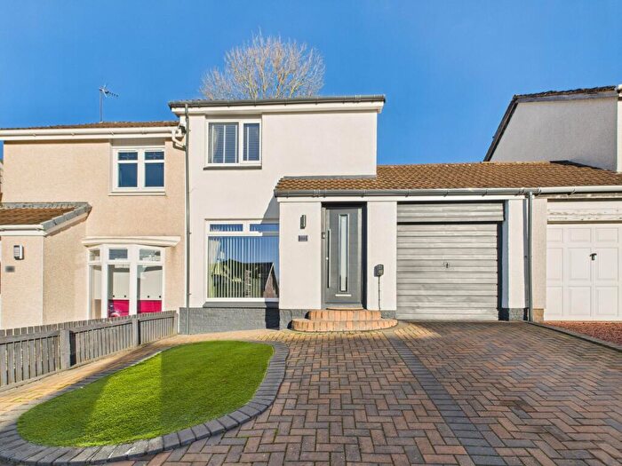 2 Bedroom Semi Detached House For Sale In Hamilton View, Uddingston, G71
