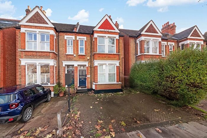 2 Bedroom Flat For Sale In Woolstone Road, London, SE23