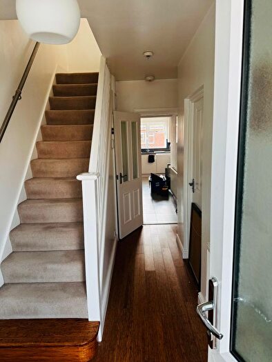 4 Bedroom Terraced House To Rent In Burnham Gardens, Hounslow, TW4