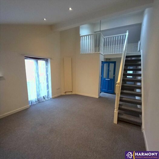 2 Bedroom Flat To Rent In Winner Court, New Street, Paignton TQ3