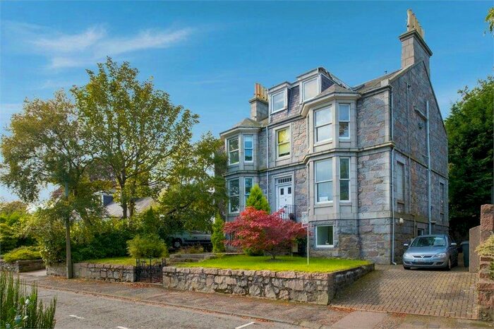 Properties For Sale In AB15 Aberdeen Bieldside Craigiebuckler Cults properties-for-sale-in-ab15-aberdeen-bieldside-craigiebuckler-cults