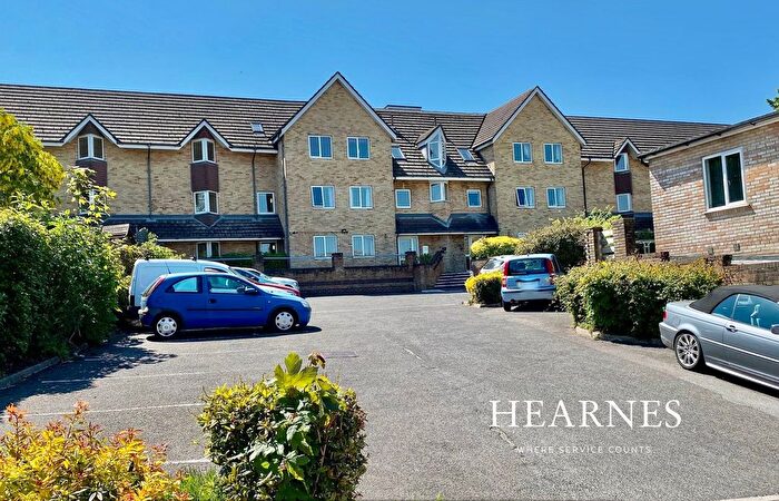 2 Bedroom Flat For Sale In Sunnyhill Road, Parkstone, Poole, BH12