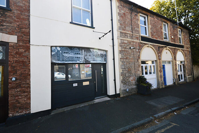 2 Bedroom Apartment To Rent In Broad Street, Wrington, BS40