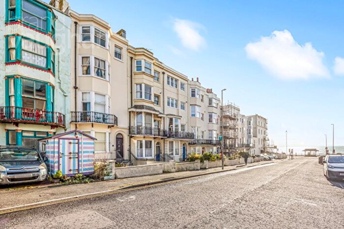 Flat For Sale In Lower Rock Gardens, Brighton, East Sussex, BN2