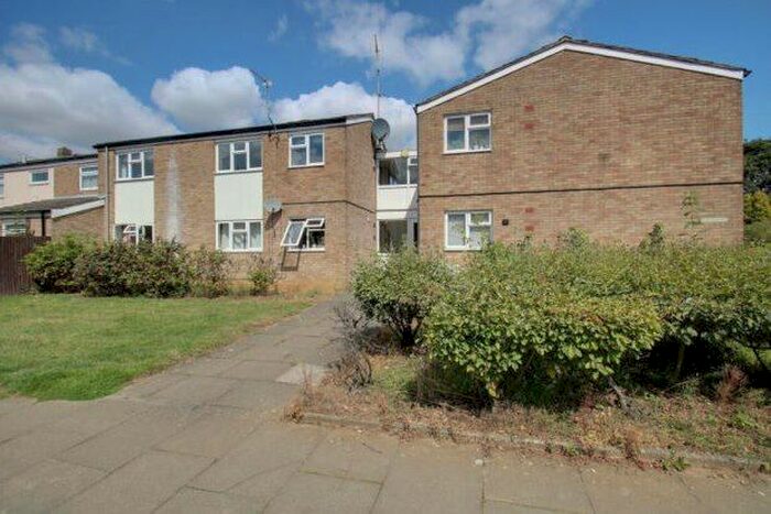1 Bedroom Flat To Rent In Sefton Road, Stevenage, SG1