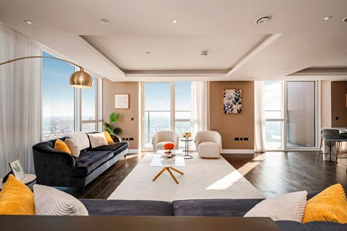 3 Bedroom Apartment For Sale In Maine Tower, E14