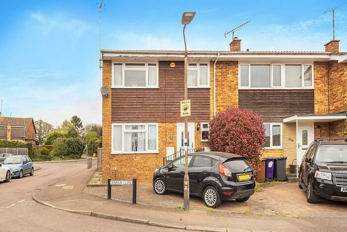 3 Bedroom Semi-Detached House To Rent In Canham Close, Kimpton, Hitchin, SG4