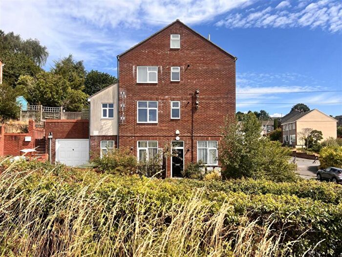 2 Bedroom Apartment To Rent In Troopers Hill Road, Bristol, BS5