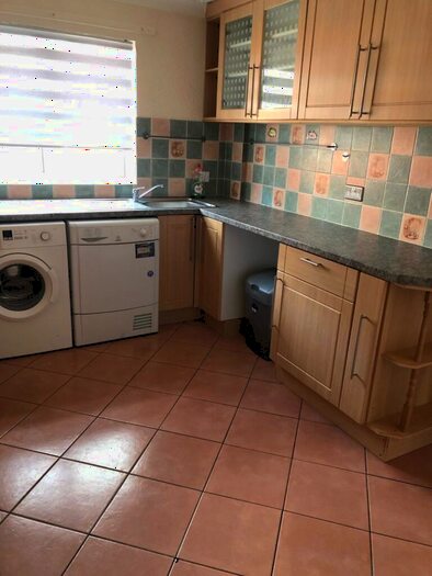 4 Bedroom Semi-Detached House To Rent In Goodhale Road, Norwich, NR5