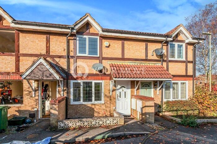 2 Bedroom Terraced House To Rent In Whitestones, Basingstoke RG22